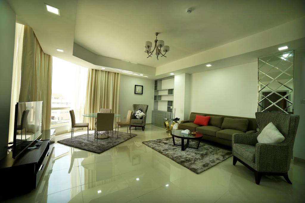 Seef Avenue Suites Манама Екстериор снимка