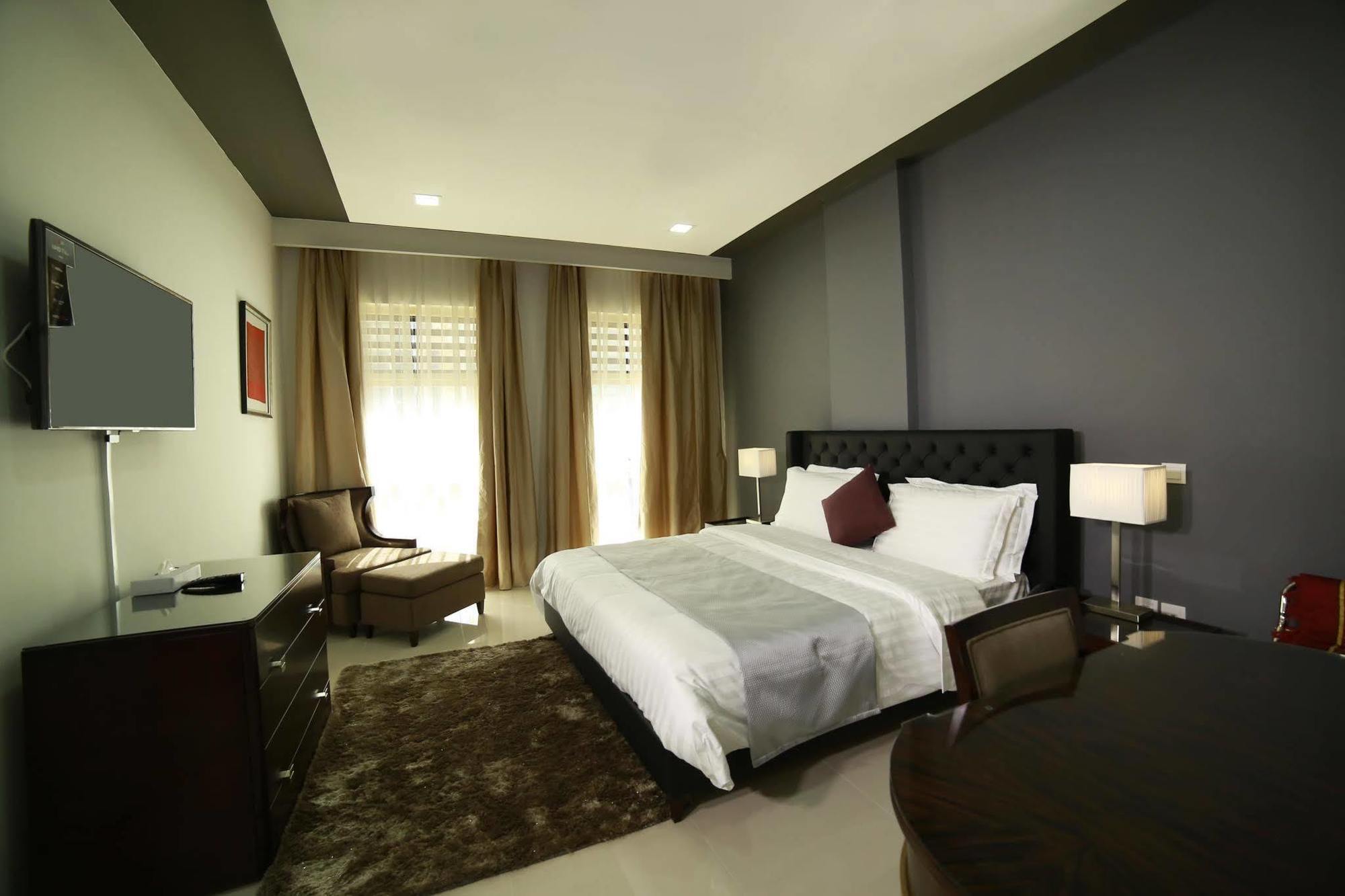 Seef Avenue Suites Манама Екстериор снимка
